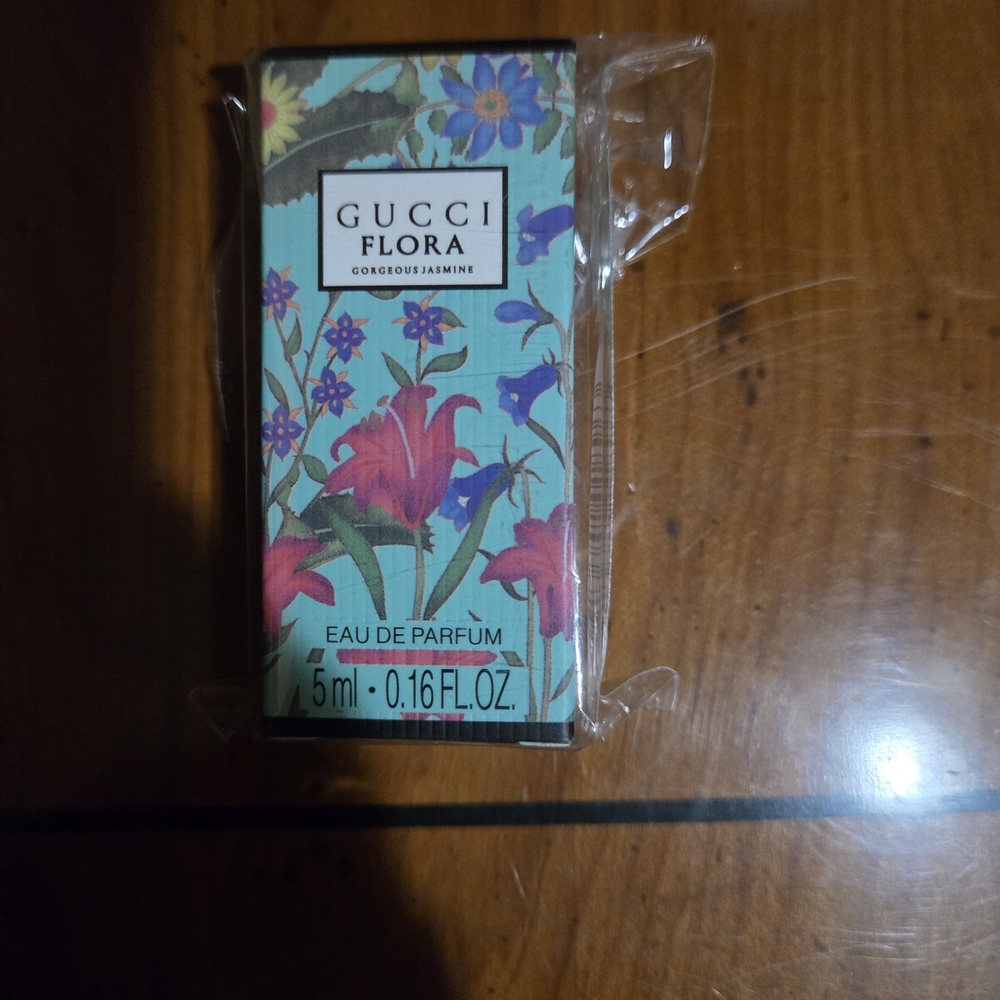 Gucci Flora Gorgeous Jasmine Eau de Parfum - 5ml